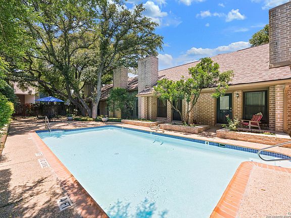 2nd image of 14122 Churchill Estates Blvd #303