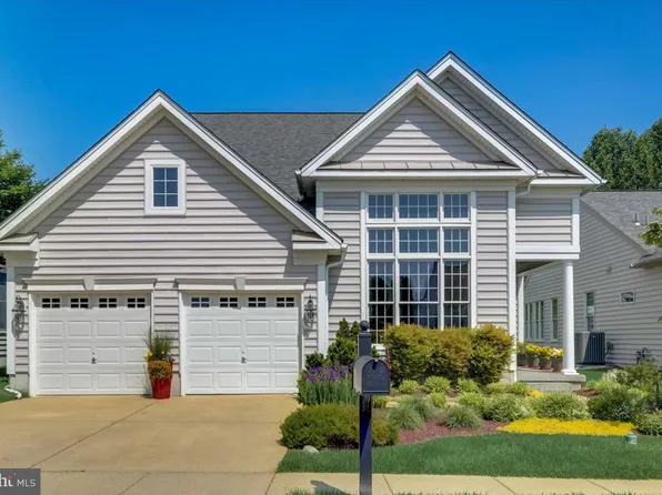 29 Hutton Ln, Garnet Valley, PA 19060