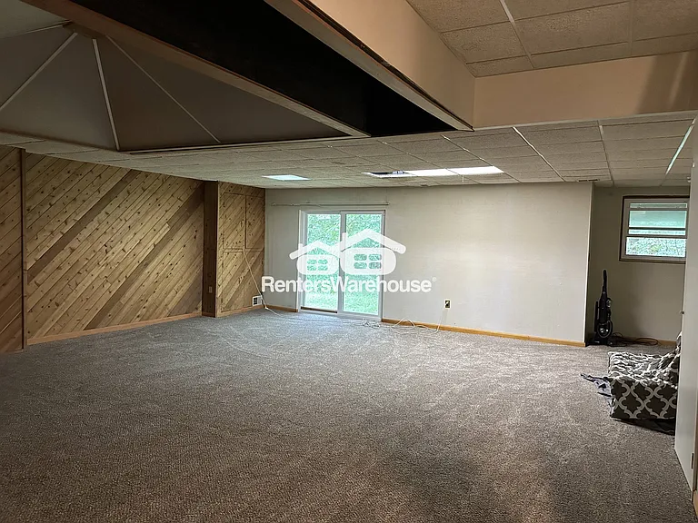 1109 High Country Rd — Photo 37