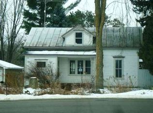 185 Lincoln St, Amherst, WI 54406