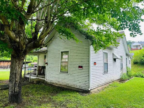 51 Fire House Ln, Cleveland, VA 24225