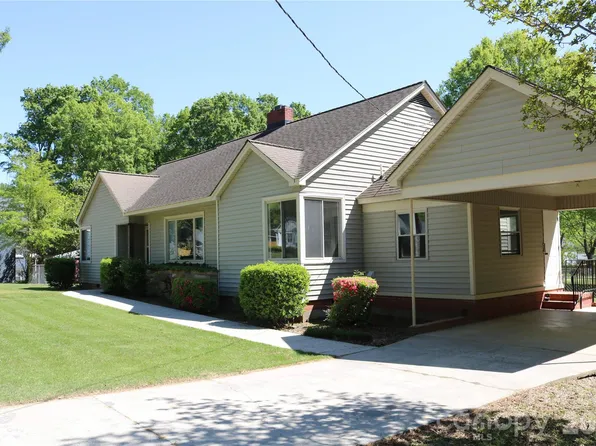 415 Magnolia Dr, Monroe, NC 28112