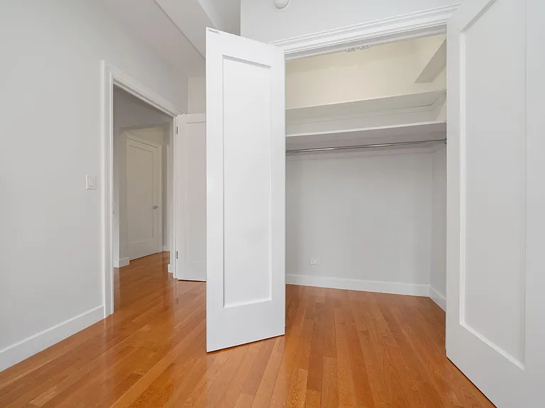 400 E 57th St #12O — Photo 7