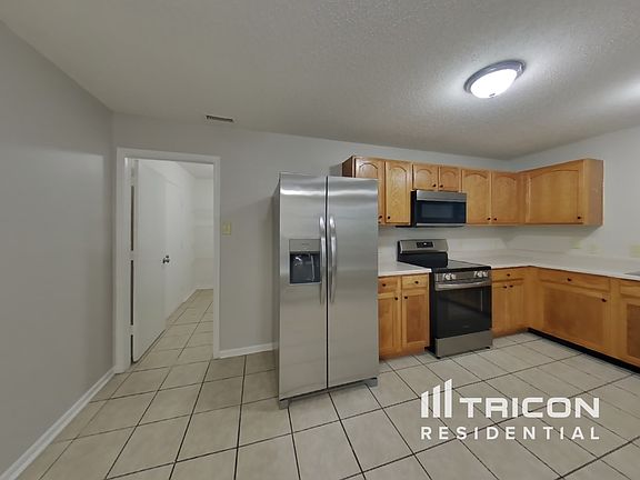 5th image of 7850 States Bend Dr