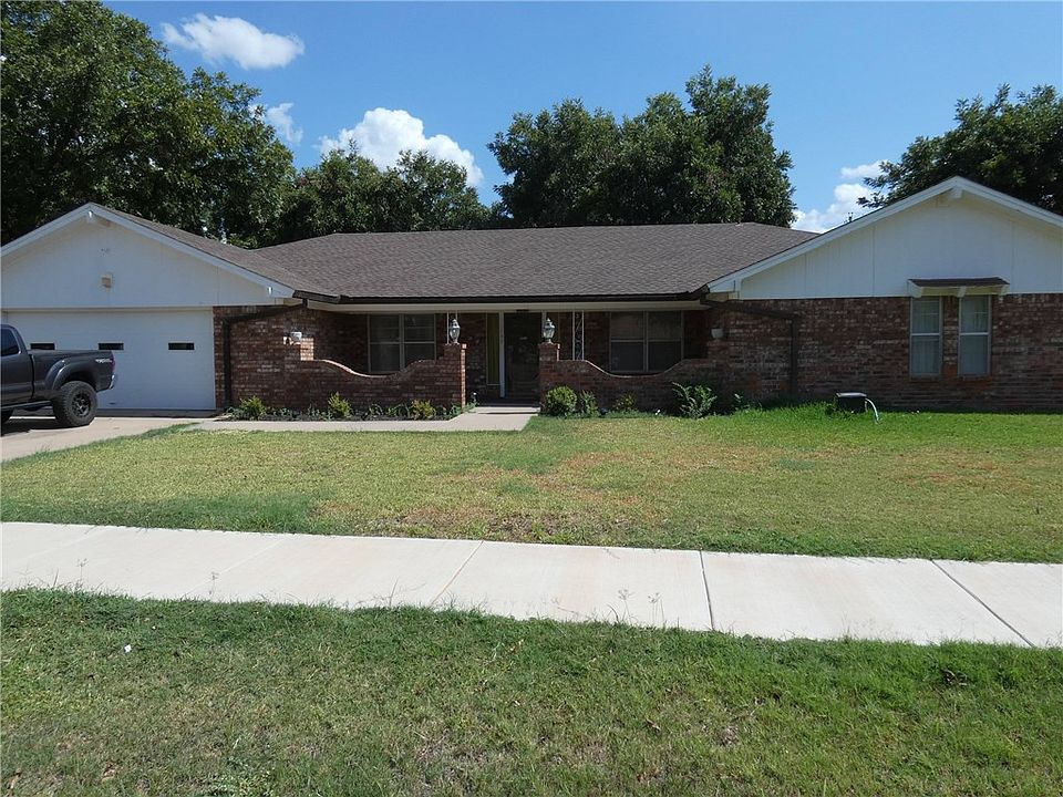 1st image of 1749 Richland Dr
