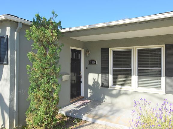 2nd image of 15590 Loma Vista Ave