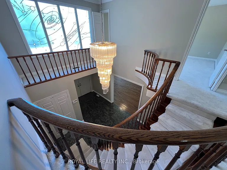 10 Saddletree Dr — Photo 16