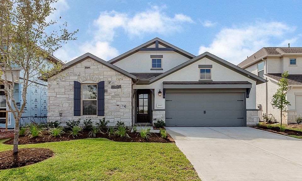 1st image of 11910 Clearview Cove Dr