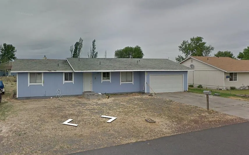 703 Chinook Ct
