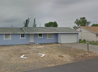 703 Chinook Ct, Umatilla, OR 97882