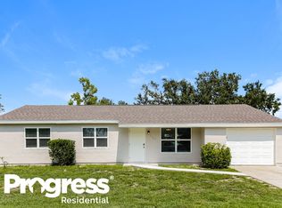 2344 Roxbury Cir, North Port, FL 34287