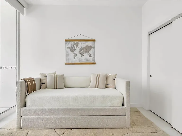 2020 N Bayshore Dr #2603 — Photo 34