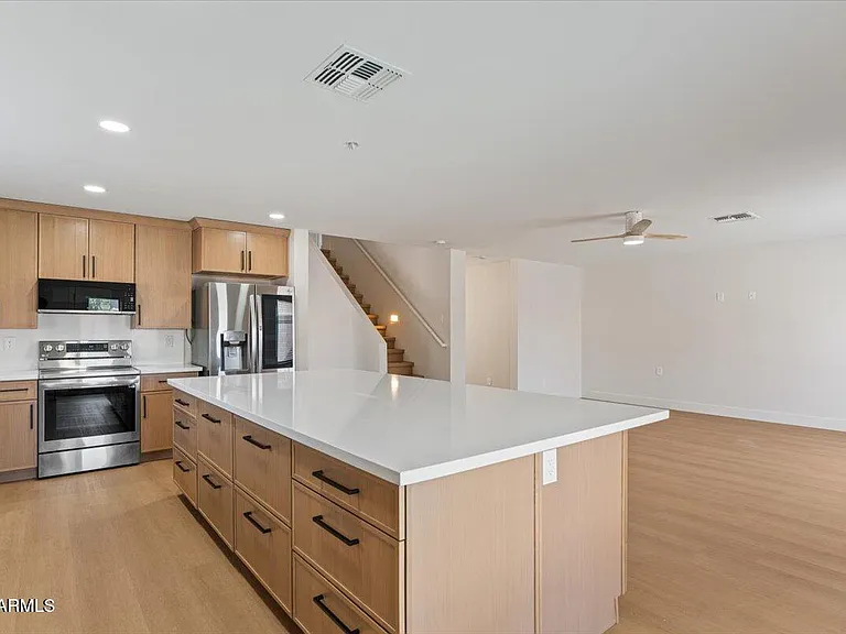 2289 W Hayden Peak Dr — Photo 8