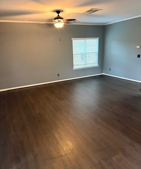 164 Stanley Ct — Photo 13