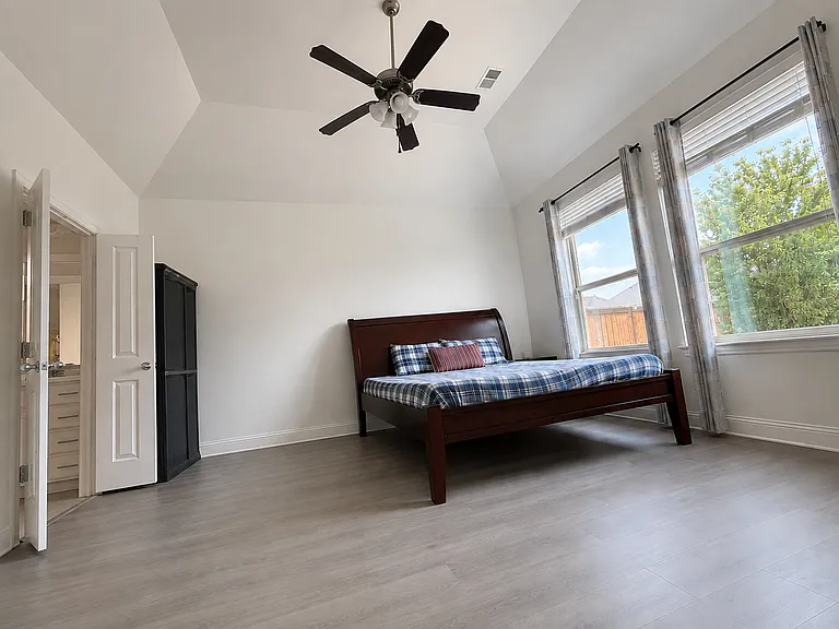 16000 High Line Dr — Photo 10