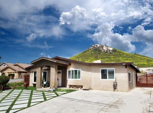 11087 Arlington Ave, Riverside, CA 92505