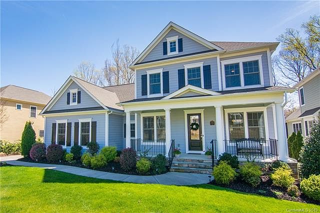 1st image of 1092 Wessington Manor Ln