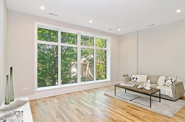 1st image of 6117 S Greenwood Ave #1