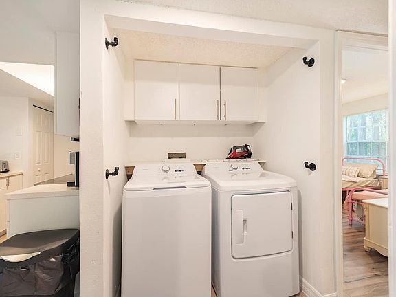 5th image of 5003 Laguna Bay Cir
