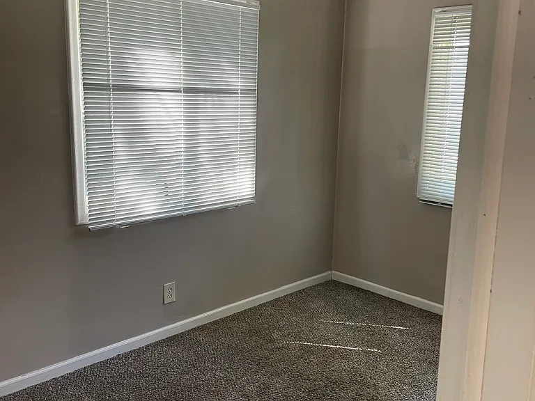 5107 Winsford By Way — Photo 10