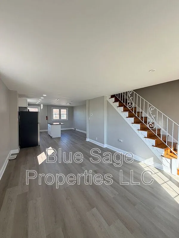 Building Photo - 66 Folcroft Ave