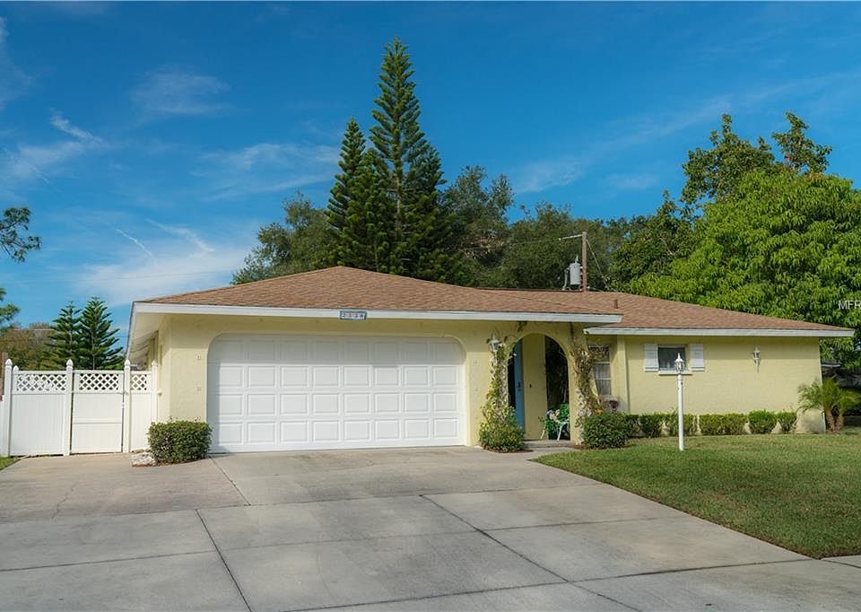 1st image of 2338 Linwood Dr