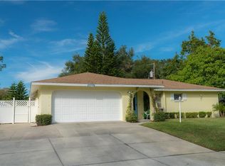 2338 Linwood Dr, Sarasota, FL 34232