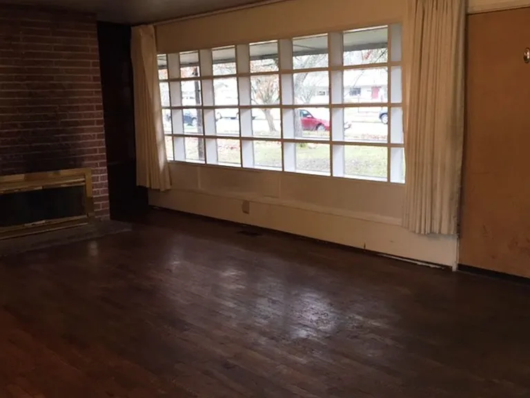 2815 Ferry St — Photo 4