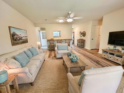 61 Silva Dr NW, Fort Walton Beach, FL, 32548