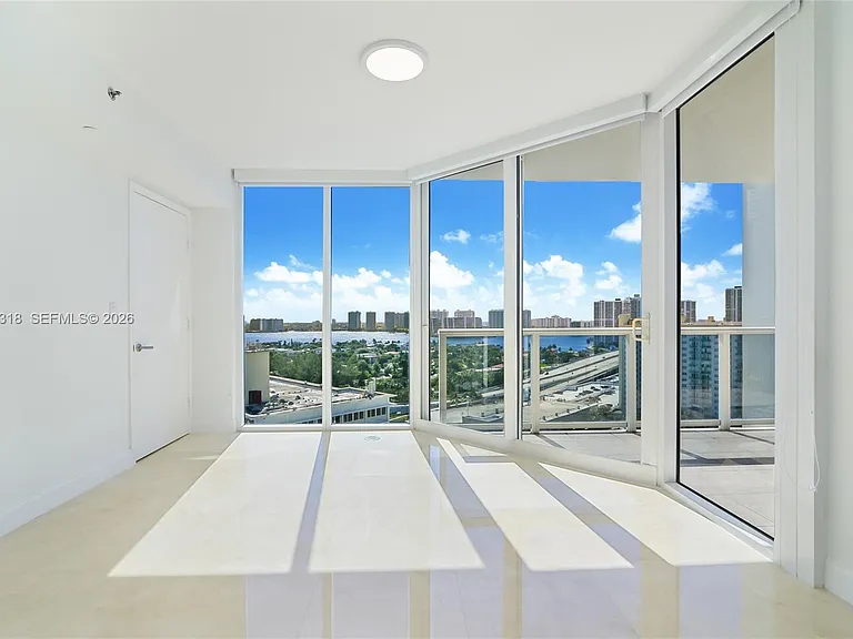 19333 Collins Ave #1907 — Photo 20