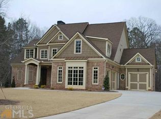 9145 Greenway Ct, Gainesville, GA 30506