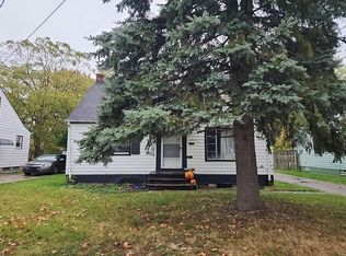 15809 Grant Ave, Maple Heights, OH 44137