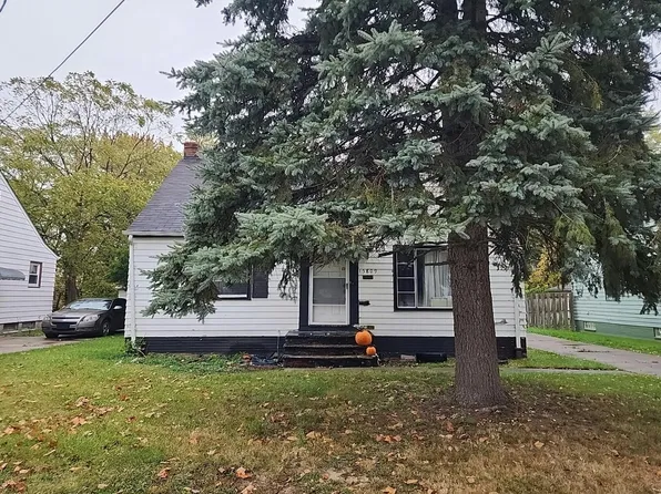 15809 Grant Ave, Maple Heights, OH 44137