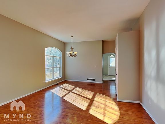 4th image of 2421 S Harlan Ct