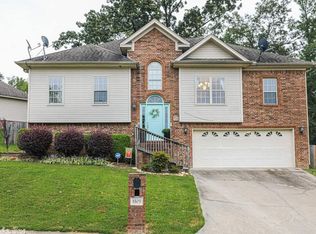1105 English Oak Dr, Benton, AR 72019