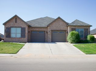 2006 102nd St #A, Lubbock, TX 79423