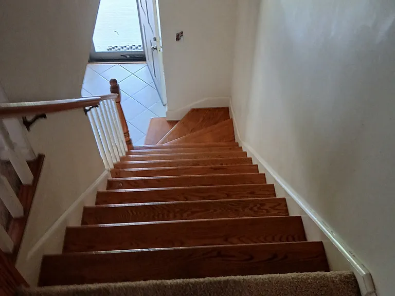 920 W Washington Ave — Photo 16