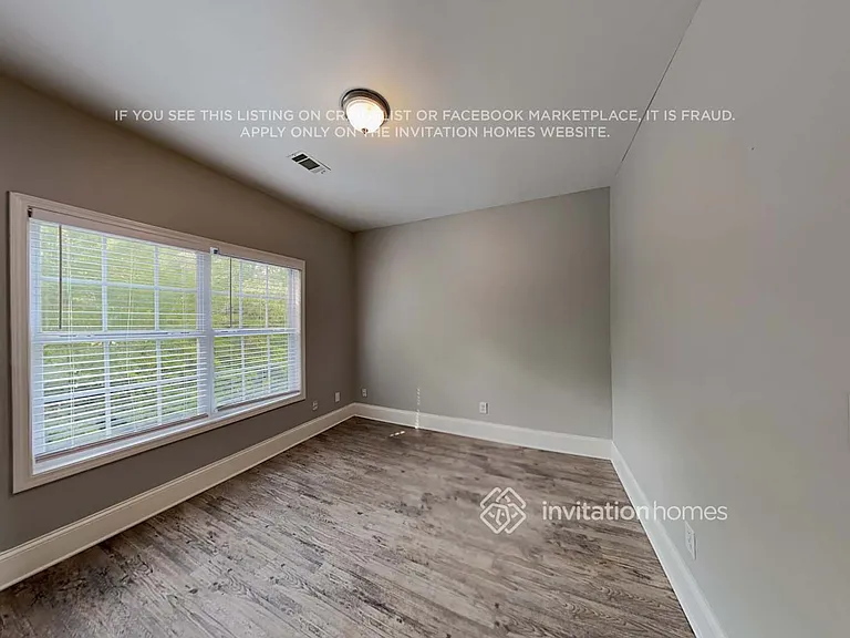 1506 Shuman Holw — Photo 13