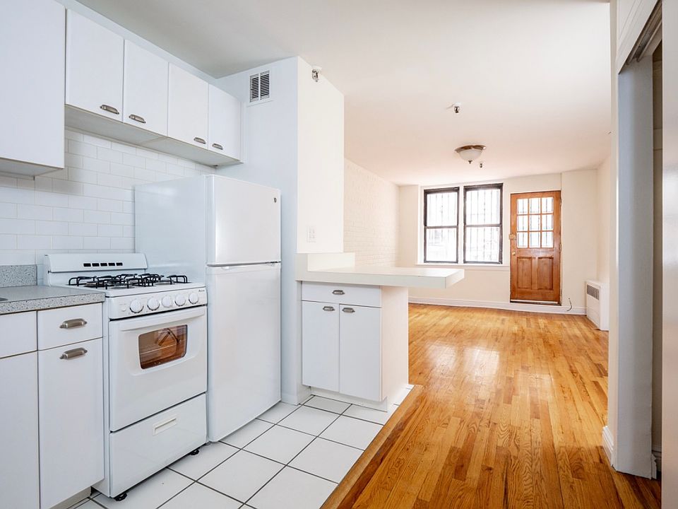 1st image of 146 5th Ave APT 2C