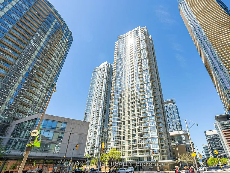 10 Navy Wharf Ct #4501 — Photo 1