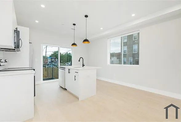 4250 Ogden St #1 — Photo 4