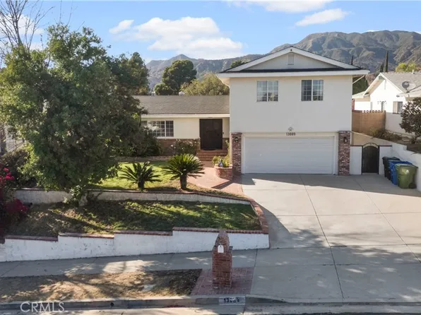 13889 Nurmi St, Sylmar, CA 91342