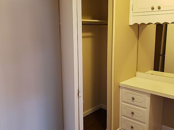 3rd image of 9925 S Bunker Hill Dr #D
