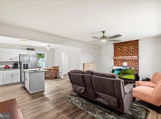 2010 Lake Rd, Lottsburg, VA 22511