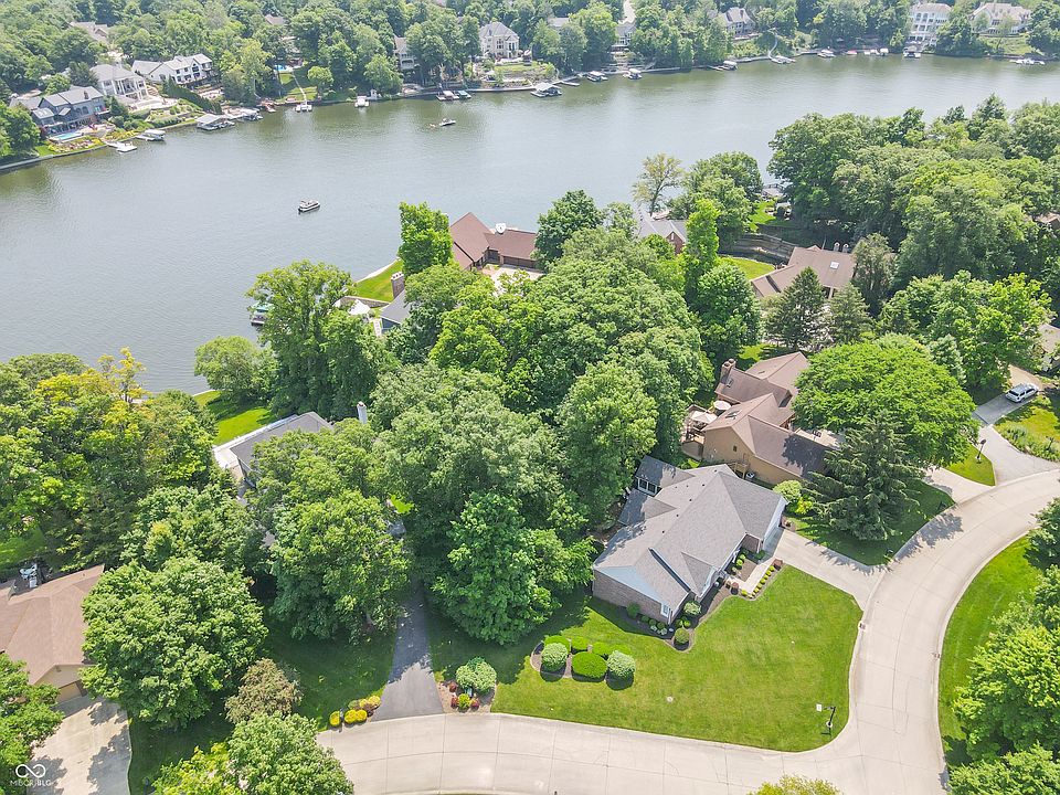 8429 Catamaran Dr, Indianapolis, IN 46236 | MLS #22044337 | Zillow