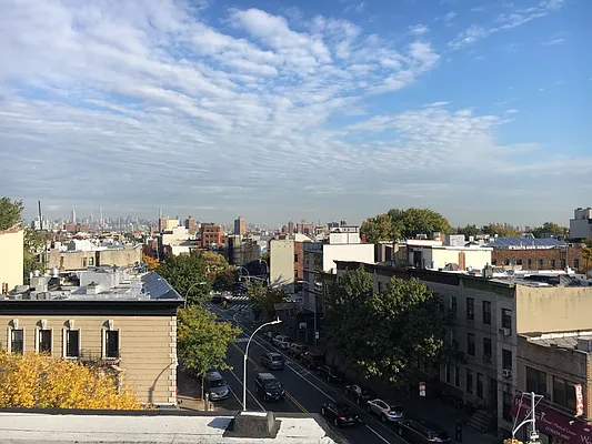 Sold by HomeDax Real Estate | media 30