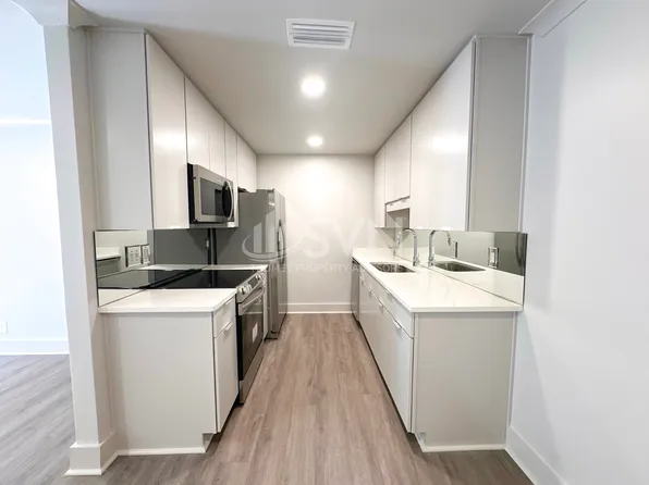 3655 Old Shell Rd, Mobile, AL