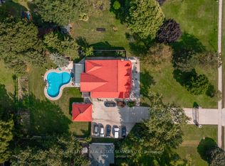 6949 Thorold Stone Rd, Niagara Falls, ON L2J1B5