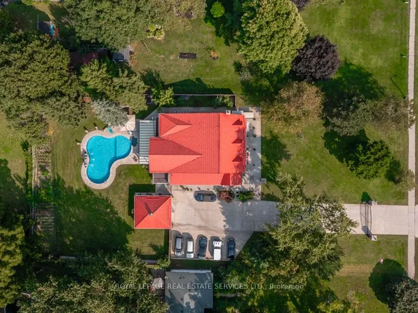 6949 Thorold Stone Rd, Niagara Falls, ON L2J 1B5