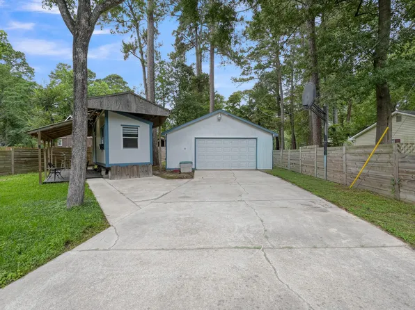 12019 Canal St, Willis, TX 77318